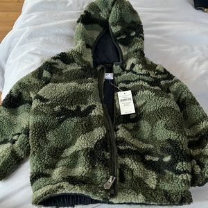 NWT camo fleece hoodie size 18-24 months